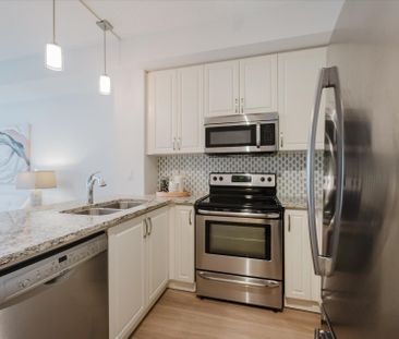 For Lease - 111 Civic Square Gate Unit# 215, Aurora, Ontario - Photo 2