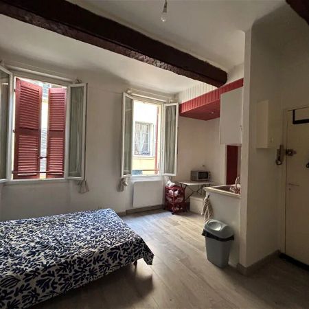 Location appartement 1 pièce - 23m² à Toulon (83000) - Photo 4