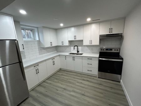 For Lease - 670 Emerson Court Unit# Basement, Oshawa, Ontario - Photo 4