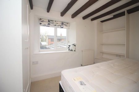 3 bedroom terraced house to rent - Photo 3