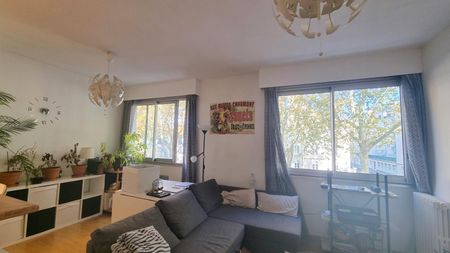 Location Appartement 2 pièces 46m² TOURS 37000 - Photo 2