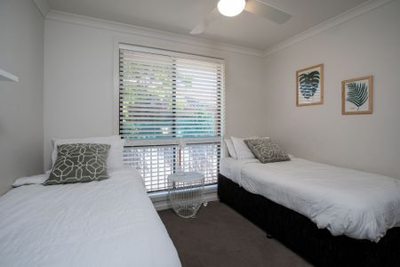 Fabulous Fully Furnished Unit! - Photo 4