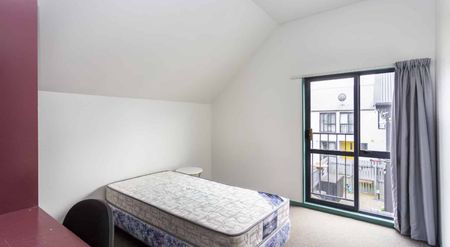 Student accommodation 5 x bedrooms fully furnished - Photo 2