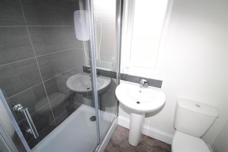 14 Oakmount Drive, Belfast, BT15 3RE - Photo 4