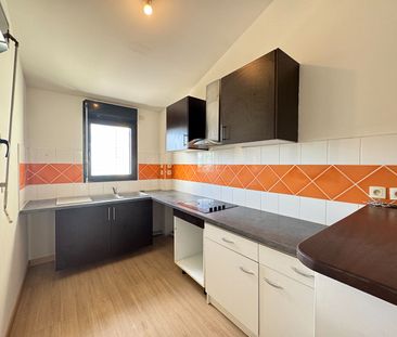 A LOUER - Sainte-Clotilde - Appartement T2 à la Bretagne avec vue m... - Photo 6