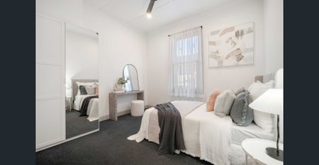 STYLISH COMFORT & CONVENIENCE JUST MINUTES FROM BALLARAT CBD - Photo 3