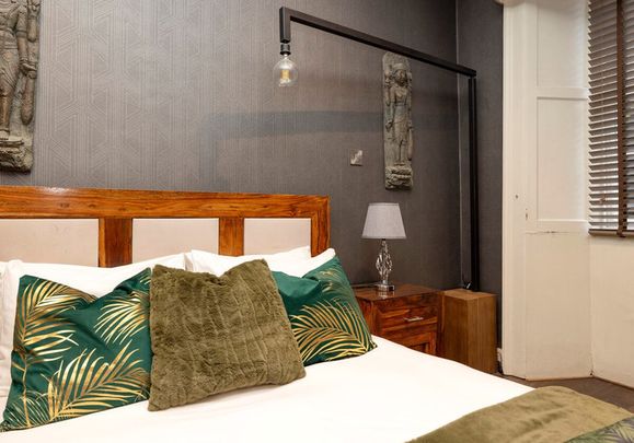 York Place - Photo 1