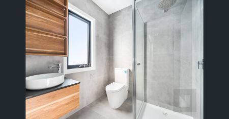 Luxury Townhouse! - Photo 4