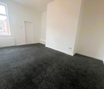 3 bedroom terraced house to rent - Photo 6