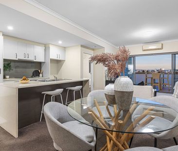 CONVENIENT LIVING ON BEAUFORT STREET - 6 MONTH LEASE ONLY - Photo 1