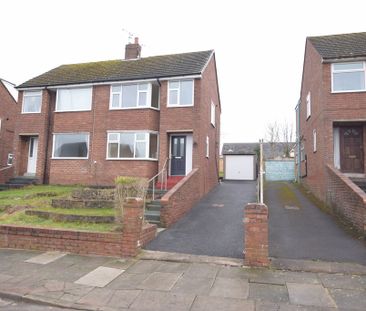 To Let 3 Bed Semi-Detached House - Photo 5