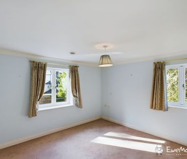 3 Bedroom - Photo 1
