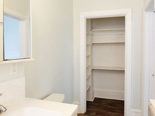 For Lease - 367 Dominion Avenue Unit# 1, Carlingwood - Westboro and Area, Ontario - Photo 1