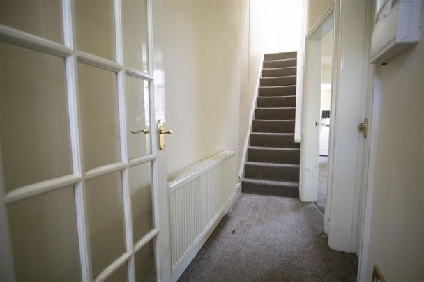 3-Bed Terraced House To Let on Lauderdale Street, Preston - Photo 1