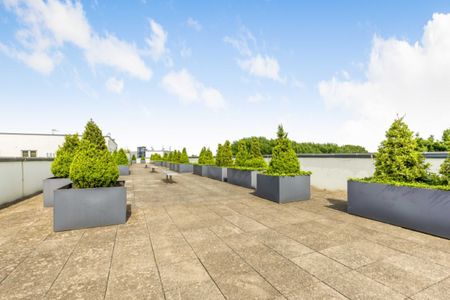 Coombe Lane, Raynes Park, SW20, London - Photo 4