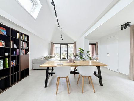Appartement te huur in Kortrijk met 2 slaapkamers - foto 5