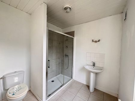 Location Appartement 3 pièces 56m² - Photo 3