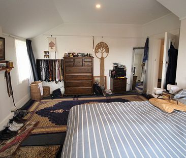 Spacious 5-Bedroom Home in St Kilda, Dunedin - Photo 1