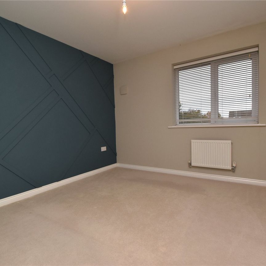 Montagu Drive, Saxmundham, Suffolk, IP17 1FL - Photo 1