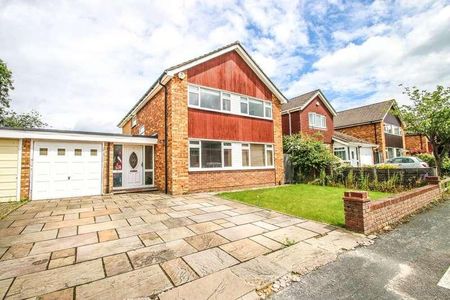 Great Oaks Park, Burpham, GU4 - Photo 4