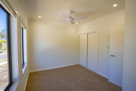 Brand New, Never Lived in 4 Bedroom Home - Photo 5