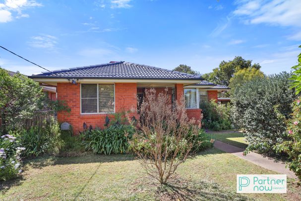 2 Campbell Street, TAMWORTH NSW 2340 - Photo 1