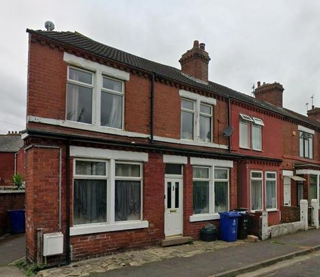 2 bedroom terraced house to rent - Photo 1
