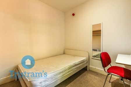 7 bed Flat for Rent - Photo 5