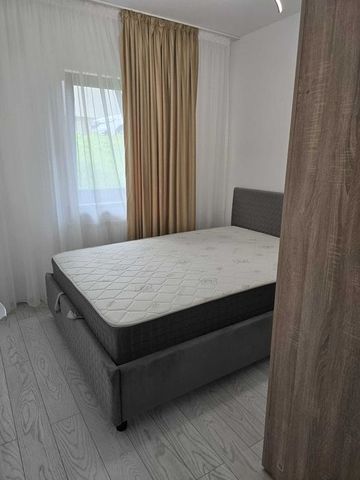 Apartament 1 camera de inchiriat la Bucium Confort 370€ - Fotografie 4