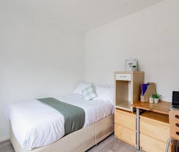 4 bedroom house to rent - Photo 2