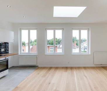 Appartement te huur - Photo 1