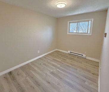 For Lease - 1200 Cheapside Street Unit# 28, London East, Ontario - Photo 2