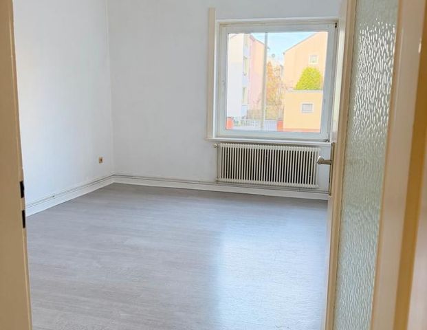 2 Zimmer Wohnung 62qm 1.12. Hochparterre Altbaudecken - Photo 1