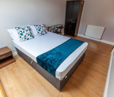 5 bedroom flat to rent - Photo 6
