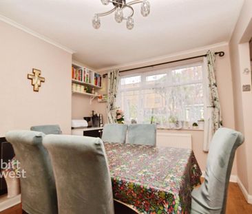 3 bedroom terraced house to rent - Photo 2