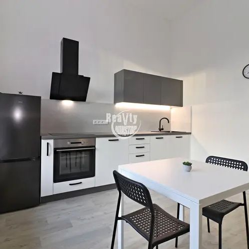 Nabízíme pronájem zánovního zděného bytu 1+kk u centra krajského města Jihlavy - Fotografie 1