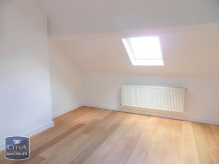 Location Appartement 2 pièces 50m² LILLE 59000 - Photo 5