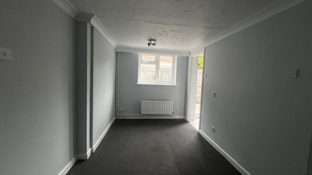 5 bedroom house share to rent - Photo 1