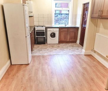 4 bedroom terraced house to rent - Photo 1