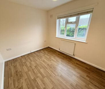 2 bedroom detached bungalow to rent - Photo 3