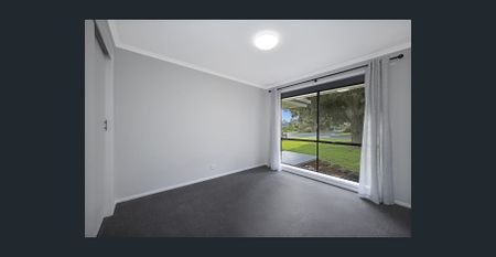 Immaculate 3-Bedroom Home in Prime Inner North Warrnambool Location! - Photo 2