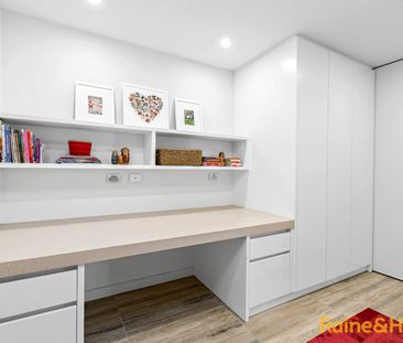 A Sophisticated Sanctuary of Style - Photo 1