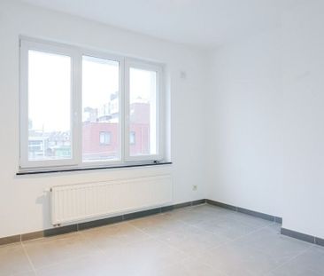Appartement te huur in Gent voor € 775 met 1 slaapkamer - Photo 2