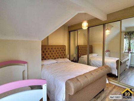 Fairfax Road, Woking, Surrey, GU22 - Photo 4