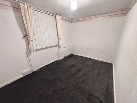 Perran Close, Hull, Bransholme - Photo 3