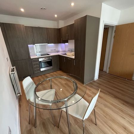 Beatrice House, Bath, Bath And North East Somerset, BA2 - Photo 3