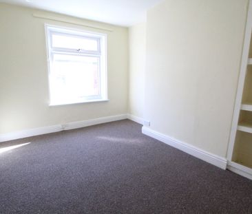 2 bedroom house to rent - Photo 2