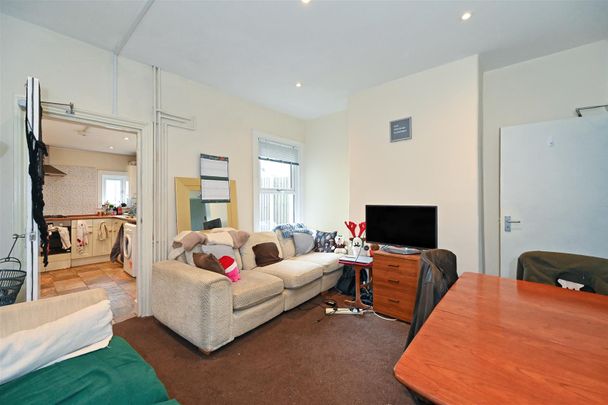 Highfield Road, Bognor Regis, PO22 8PD - Photo 1