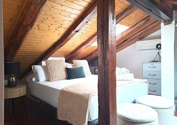 Calle del Escorial, Madrid, Community of Madrid 28004