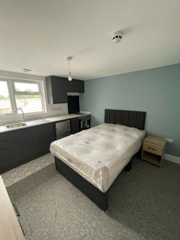 Studio to rent - Photo 5